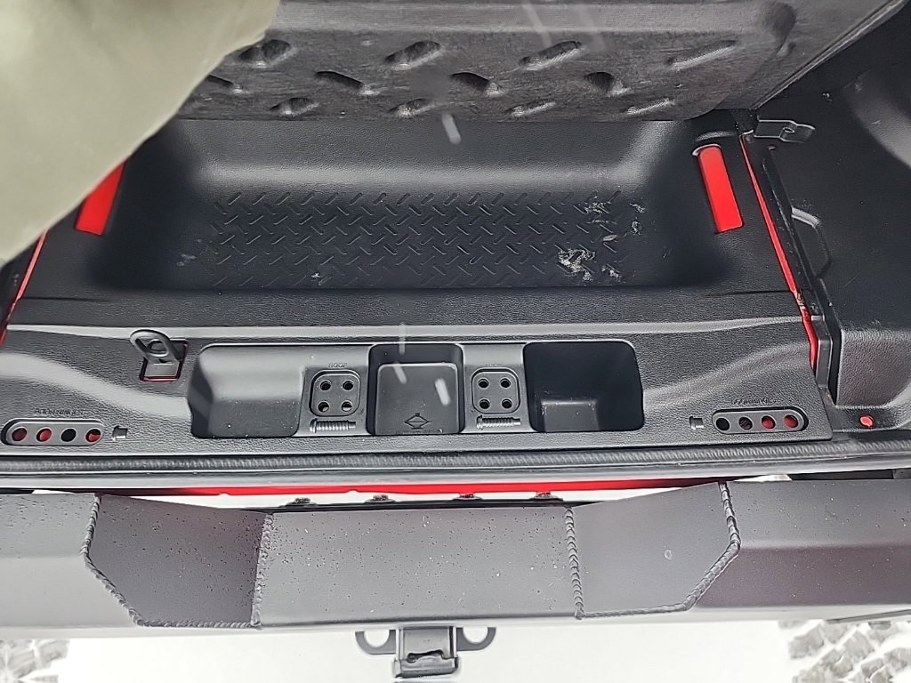 Used 2015 Jeep Wrangler Unlimited Sport w/ Quick Order Package 24S image 13