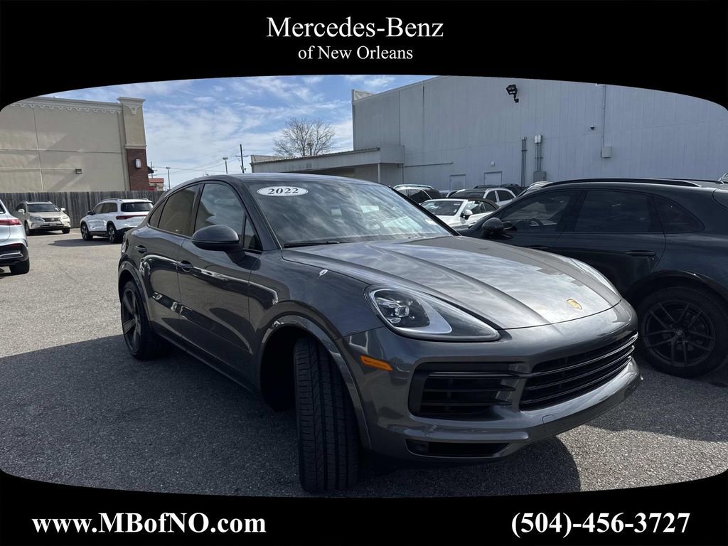 Used 2022 Porsche Cayenne Platinum Edition video 1