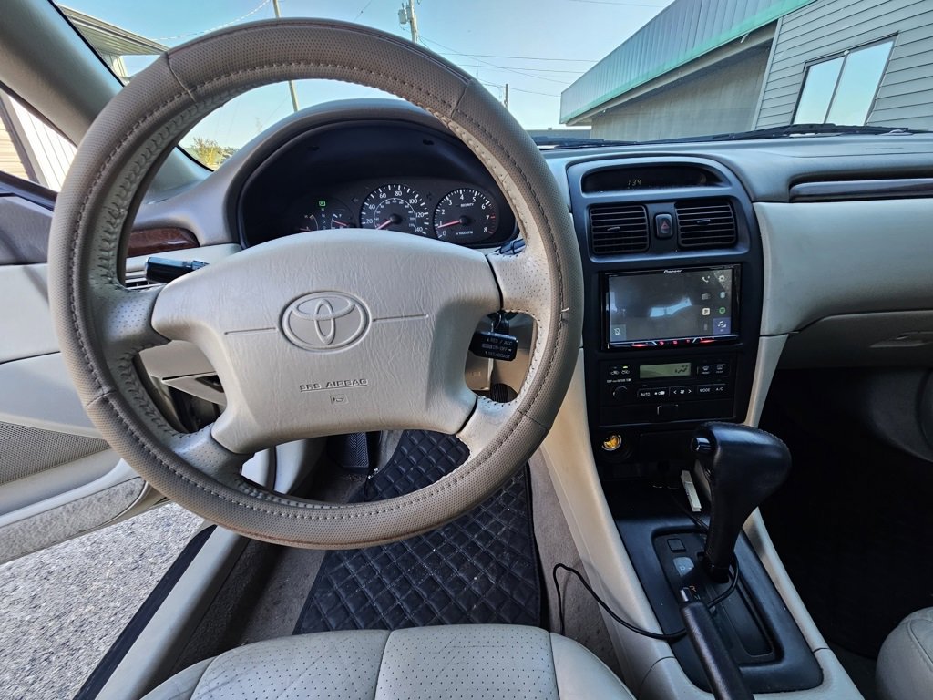 Used 2000 Toyota Solara SE image 17