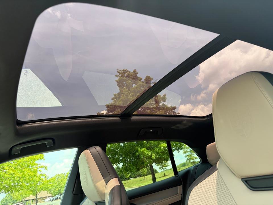 New 2026 Porsche Cayenne Electric AWD/4WD image 19