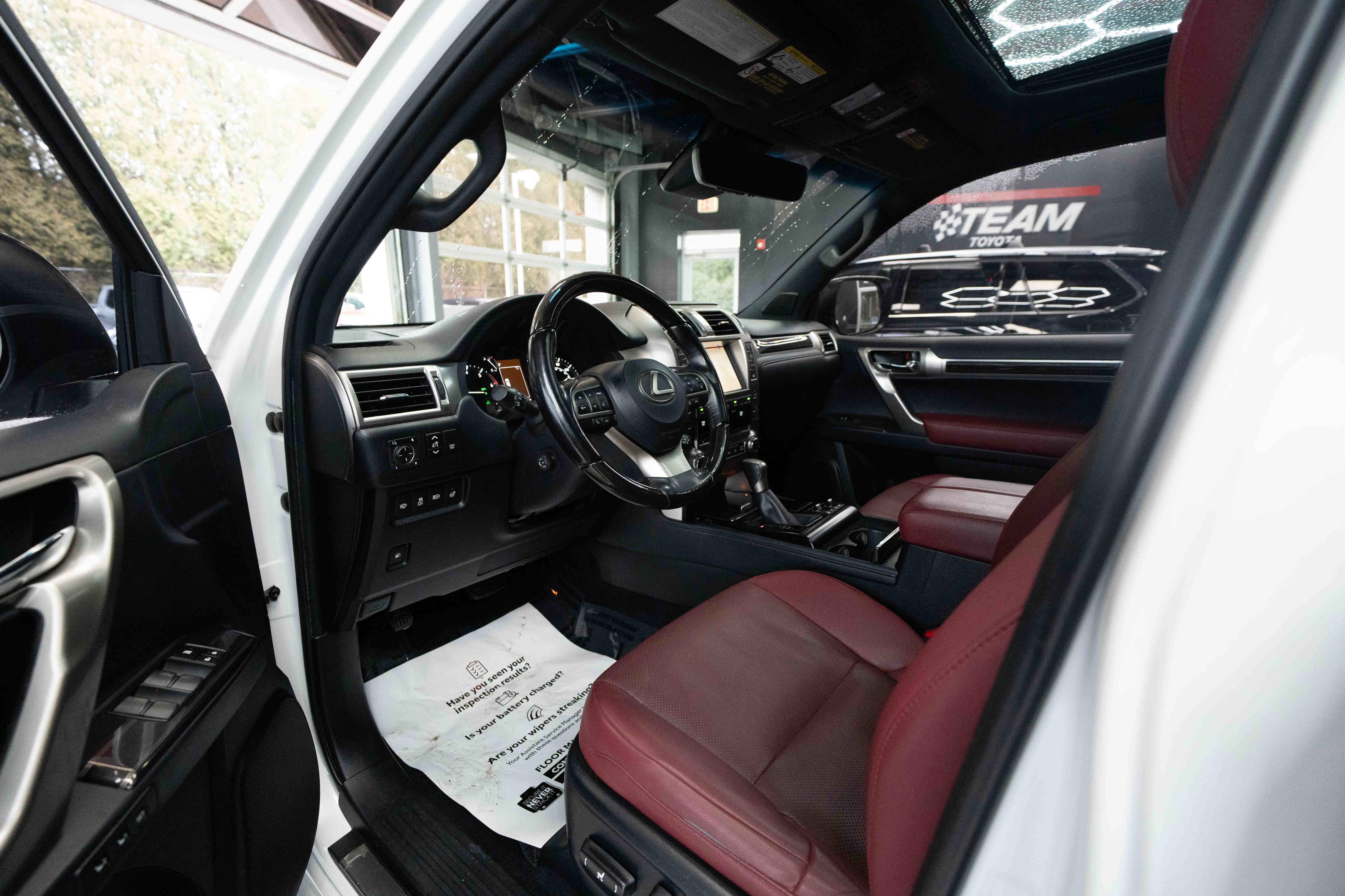 Used 2021 Lexus GX 460 Premium w/ Premium Package image 8