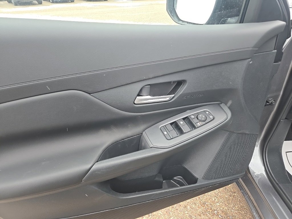 New 2026 Nissan Sentra SV image 10