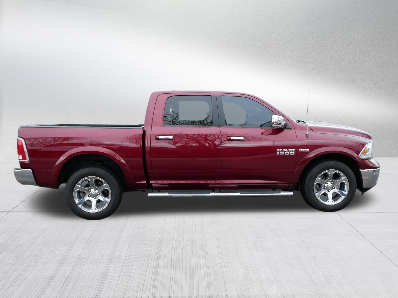 Used 2017 RAM 1500 Laramie w/ Convenience Group image 8