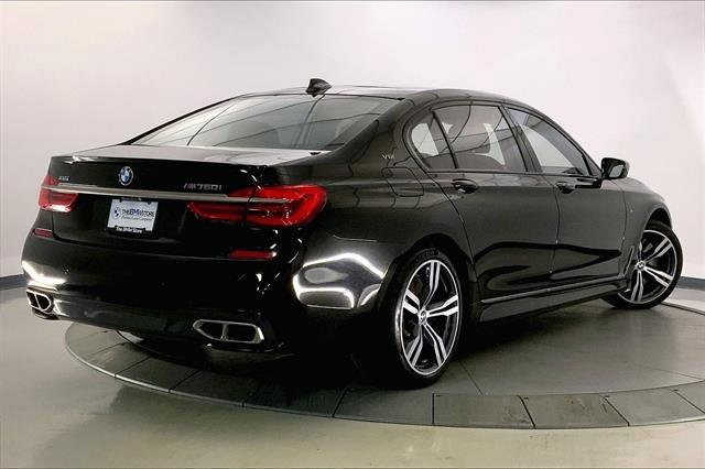 Used 2019 BMW M760i xDrive w/ Luxury Rear Seating Package image 12