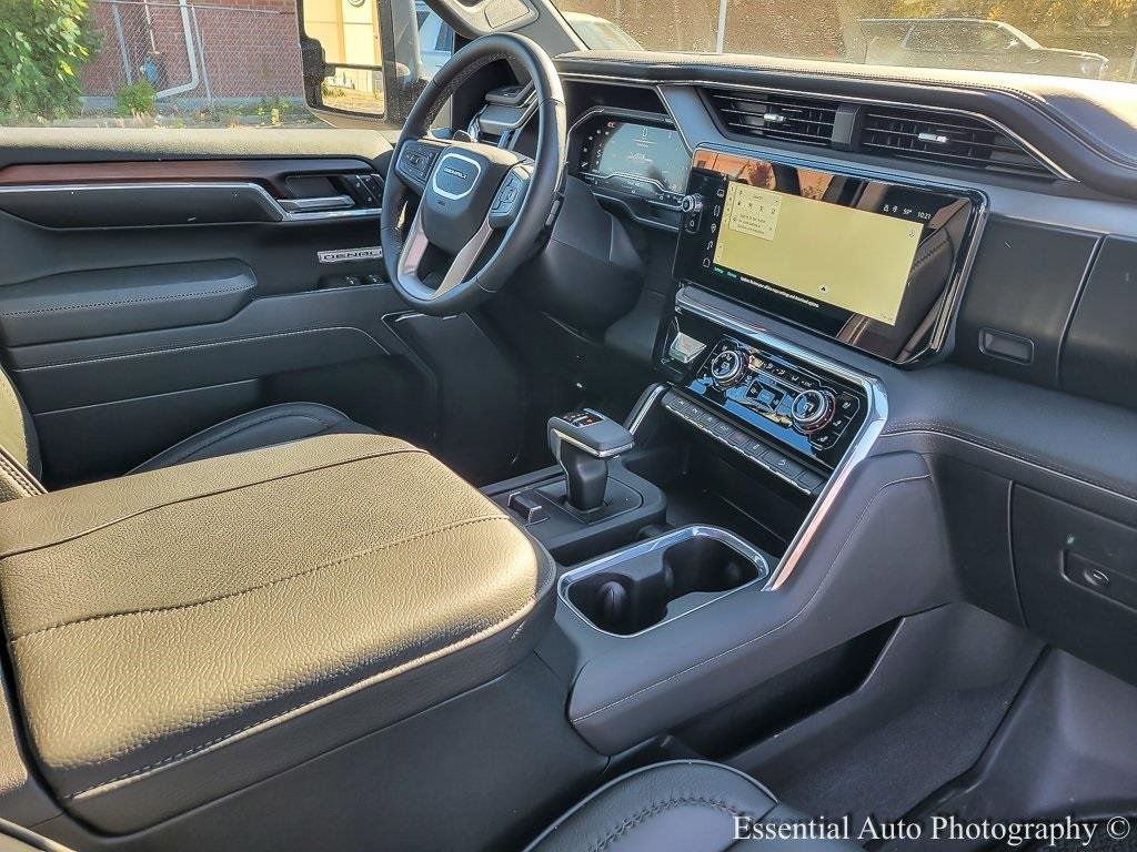 Used 2025 GMC Sierra 1500 Denali w/ Denali Reserve Package image 23