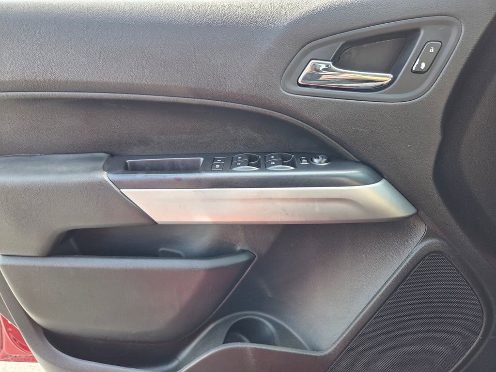 Used 2016 Chevrolet Colorado LT w/ LT Convenience Package RWD image 19