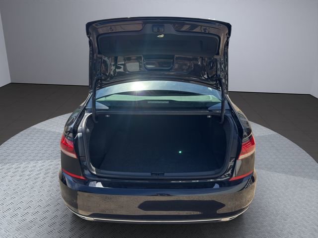 Used 2020 Volkswagen Passat 2.0T SE w/ Sunroof Package image 26