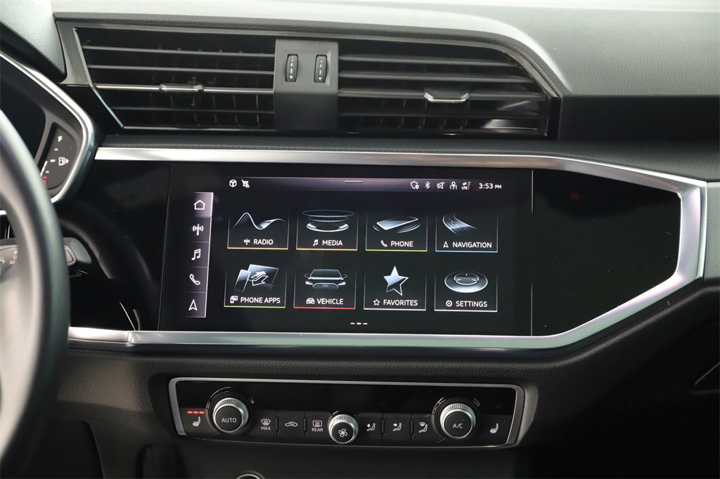 Certified 2023 Audi Q3 2.0T Premium Plus w/ Premium Plus Package image 19