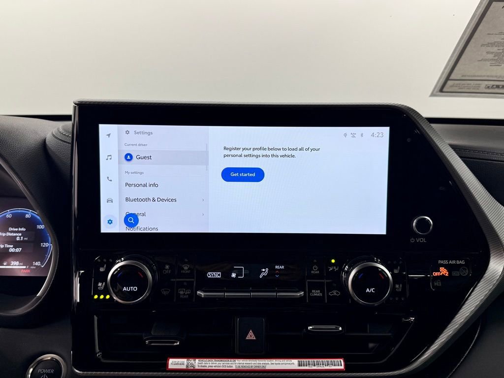 Used 2026 Toyota Highlander Platinum image 32