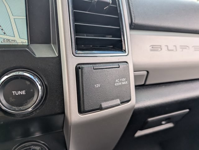 Used 2019 Ford F250 Lariat w/ Lariat Ultimate Package AWD/4WD image 33