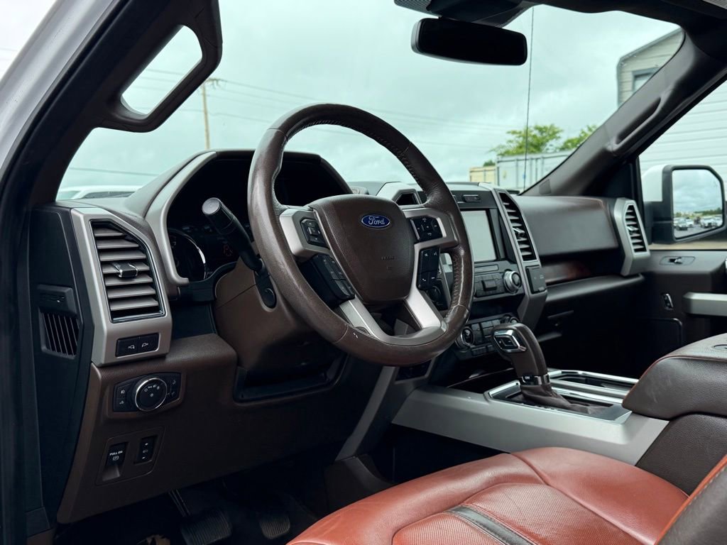 Used 2019 Ford F150 King Ranch w/ Equipment Group 601A Luxury AWD/4WD image 11
