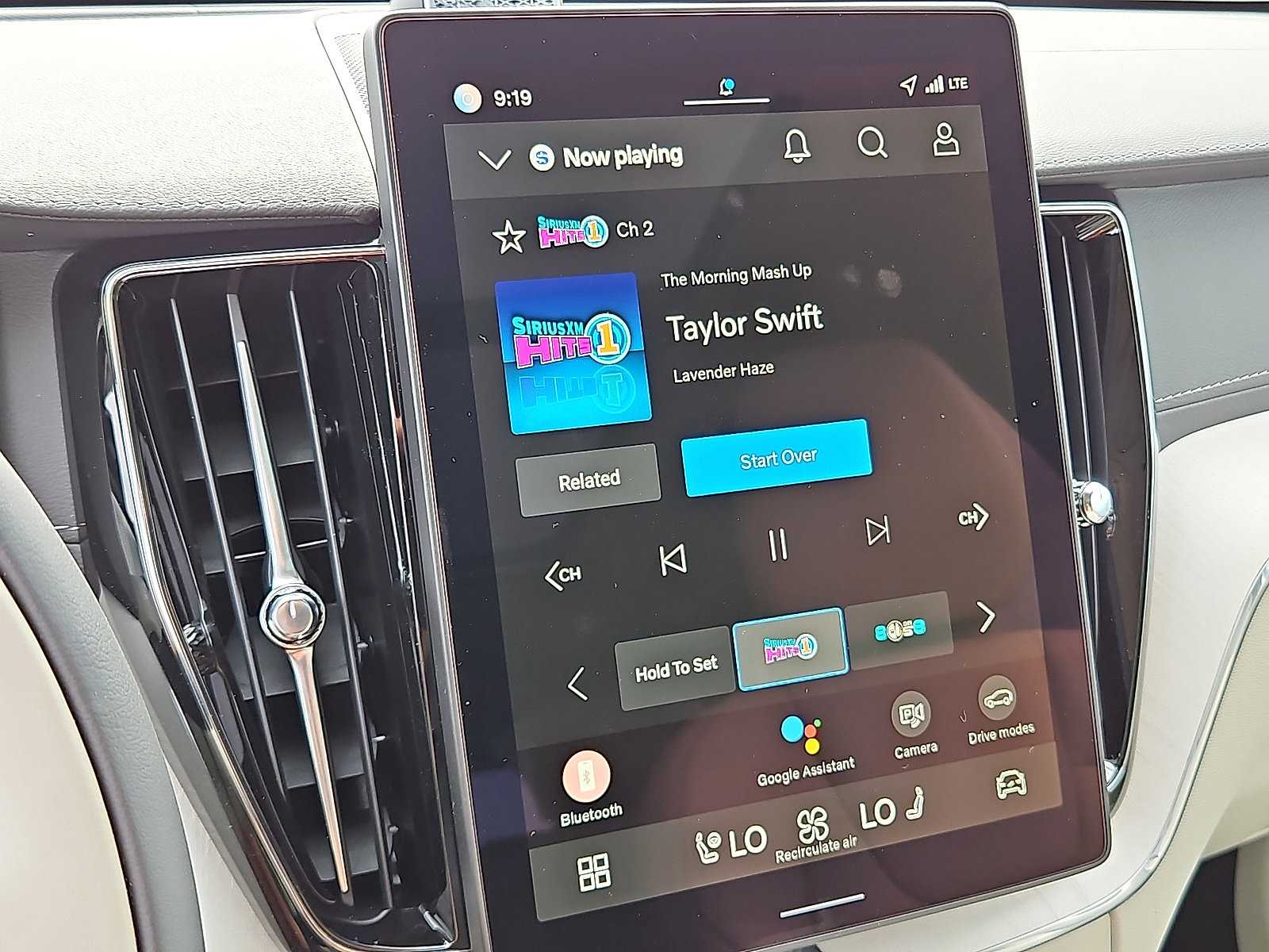 New 2026 Volvo XC60 T8 Ultra image 16