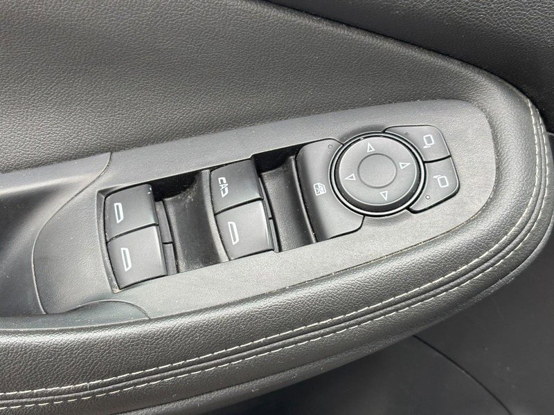 Used 2024 Buick Encore GX Preferred image 16