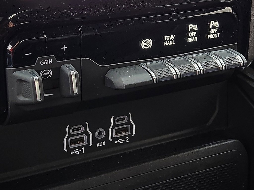 Used 2025 RAM 2500 Big Horn image 13