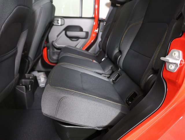 New 2025 Jeep Gladiator Willys image 10