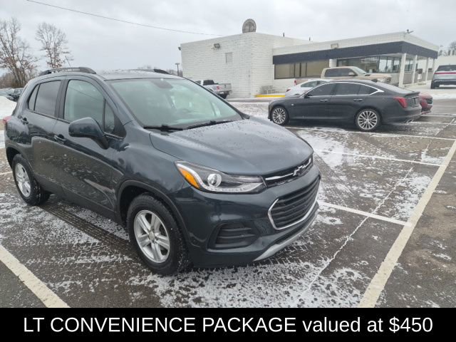Used 2021 Chevrolet Trax LT w/ Driver Confidence Package image 3