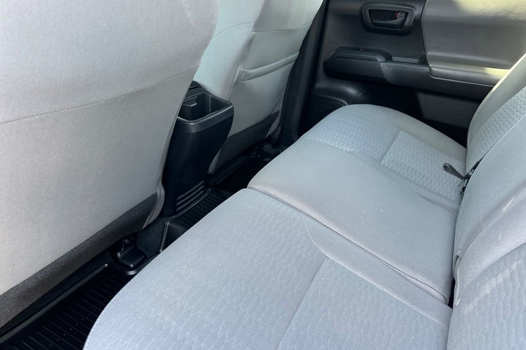 Used 2019 Toyota Tacoma SR w/ SR Convenience Package image 12
