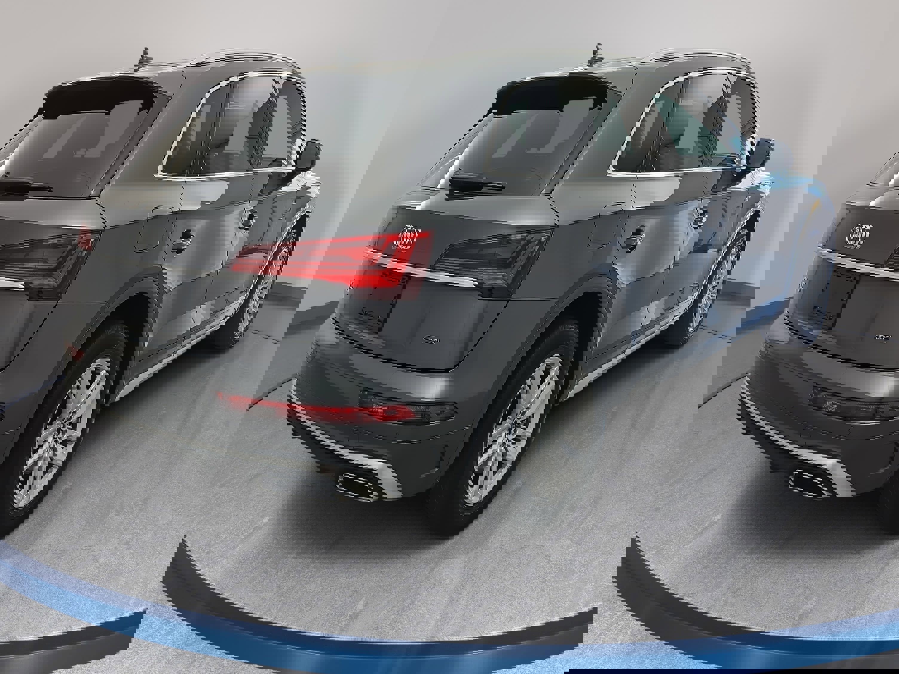 Used 2023 Audi Q5 2.0T Premium w/ Convenience Package image 5