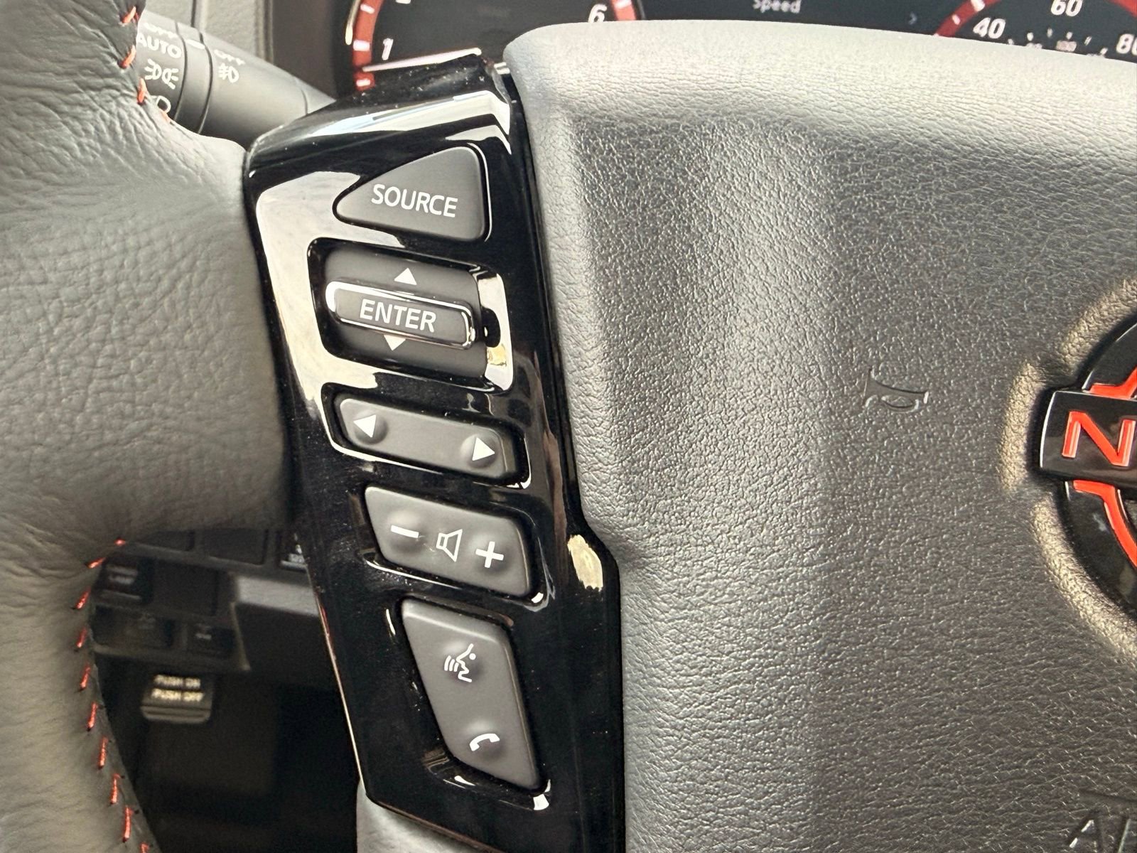 New 2026 Nissan Frontier PRO-4X w/ Pro-4x Convenience Package image 16