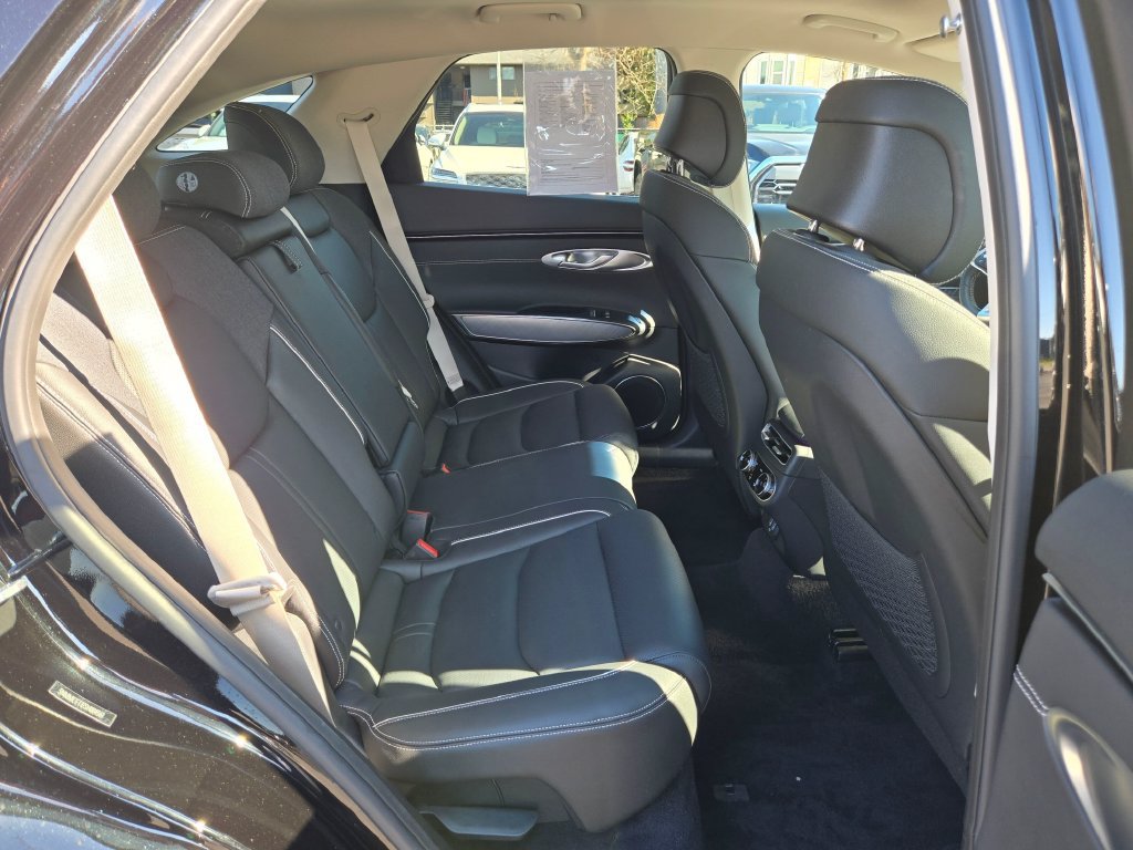 Used 2025 Genesis Electrified GV70 AWD/4WD image 13