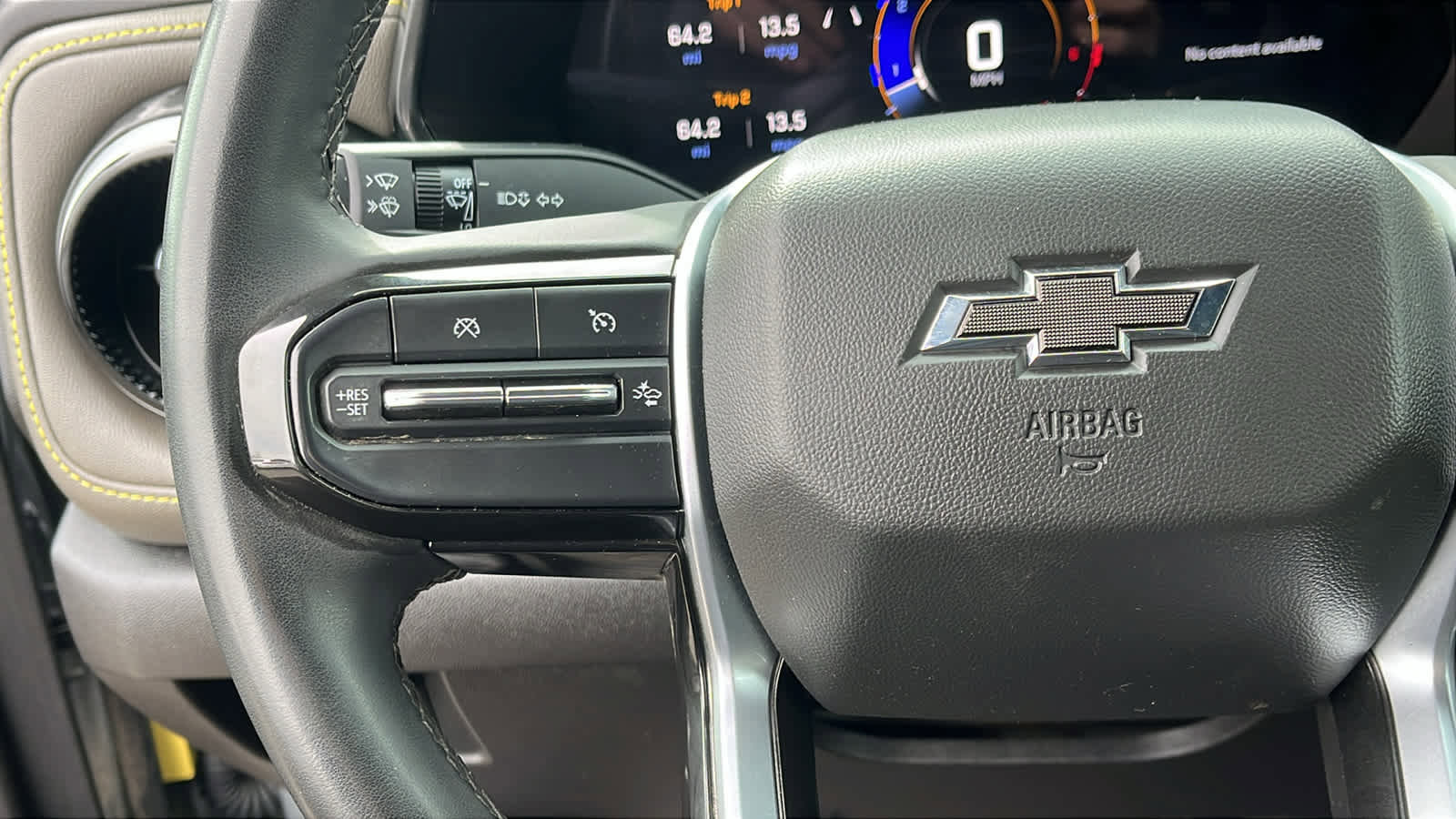 Used 2024 Chevrolet Colorado ZR2 w/ Technology Package image 12