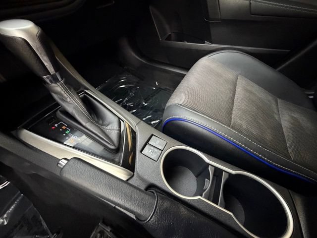 Used 2017 Toyota Corolla SE w/ Carpet Mat Package (TMS) FWD image 21