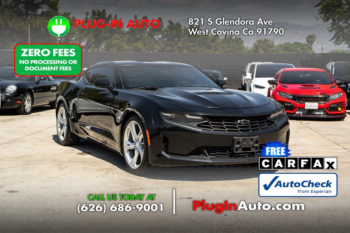 Used 2021 Chevrolet Camaro LT RWD image 3