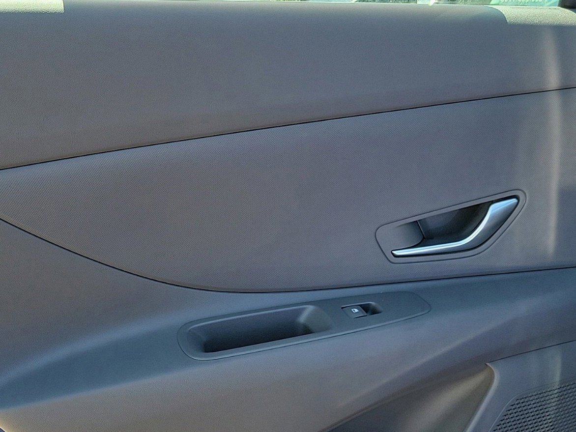 New 2026 Hyundai Elantra SE image 25