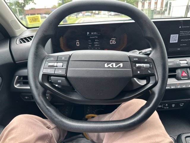 Certified 2025 Kia K4 FWD image 37