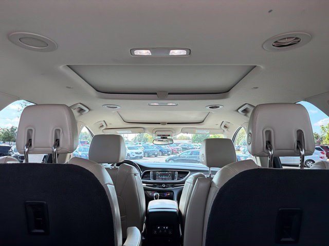 Used 2018 Buick Enclave Essence AWD/4WD image 18