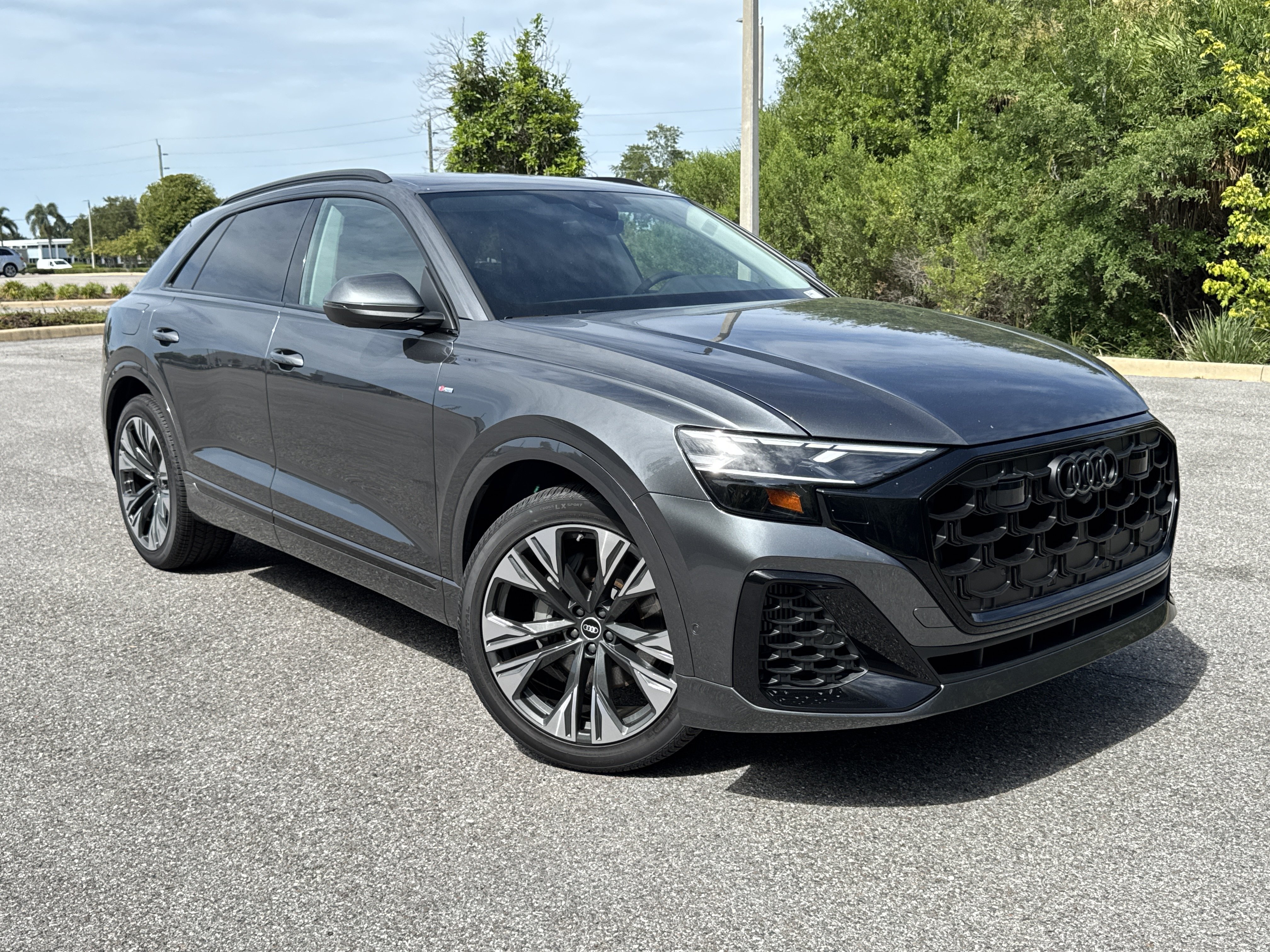 New 2026 Audi Q8 Premium Plus
