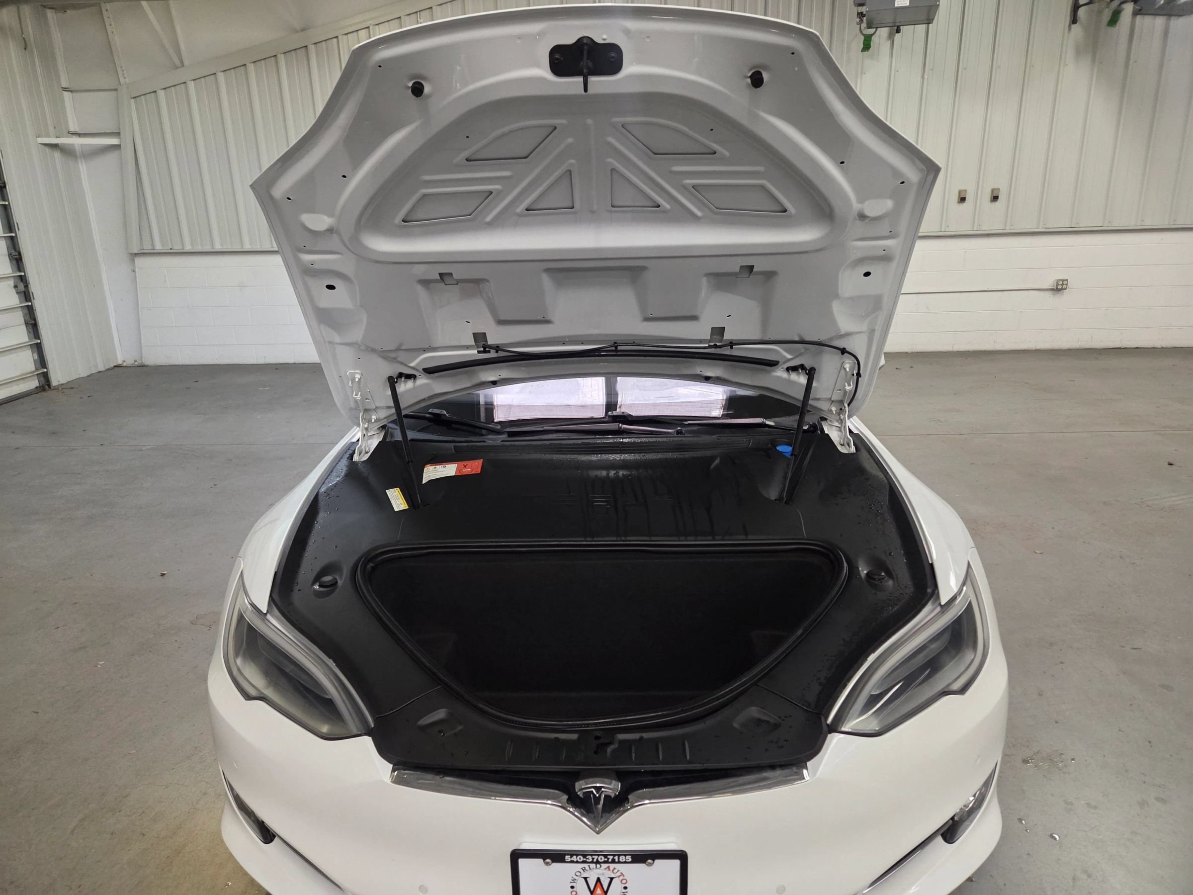 Used 2016 Tesla Model S 90D AWD/4WD image 36