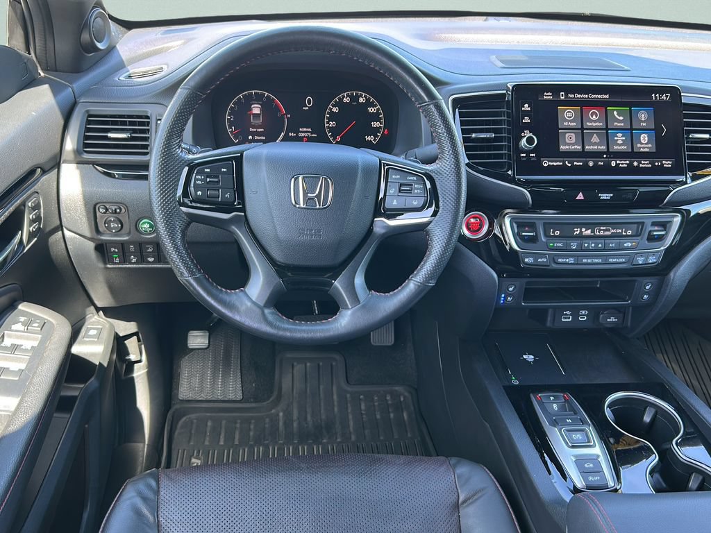Used 2024 Honda Ridgeline Black Edition image 12