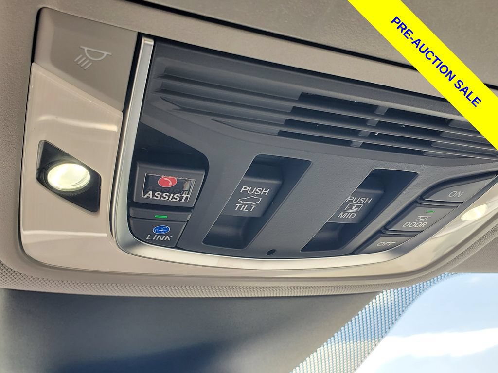 Certified 2024 Acura MDX w/ Technology Package FWD image 34