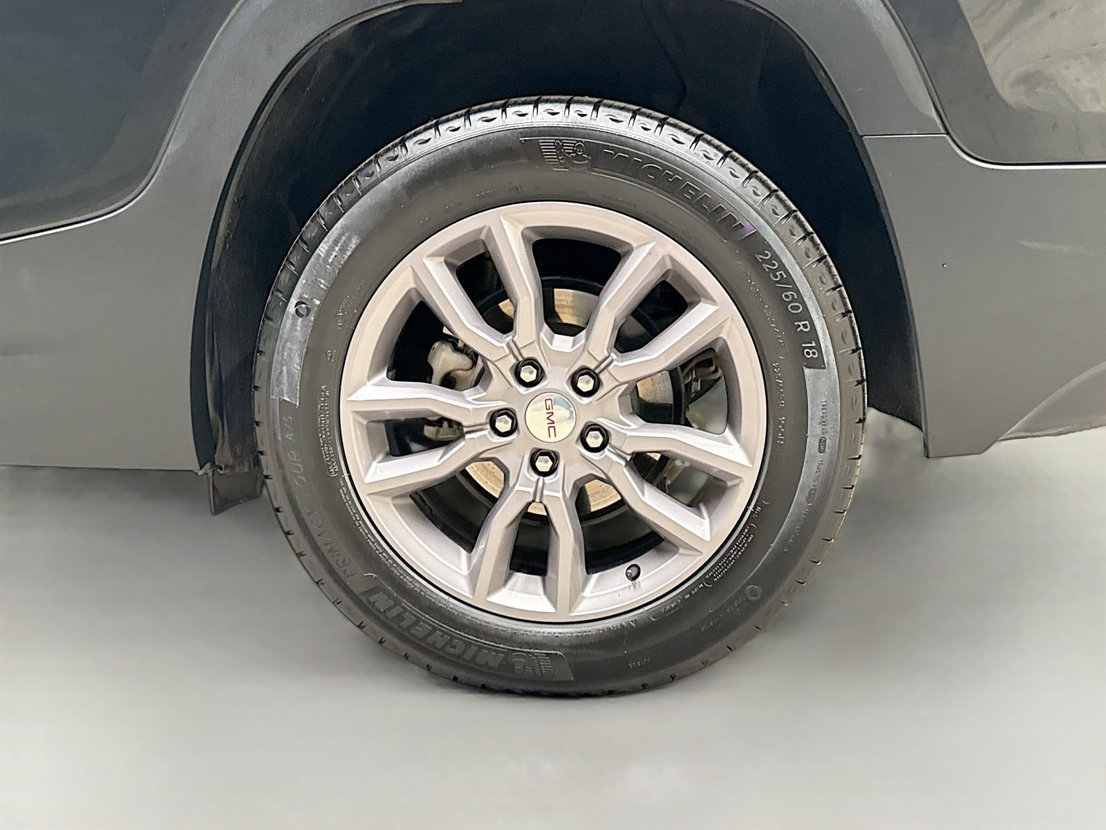 Used 2024 GMC Terrain SLT AWD/4WD image 32