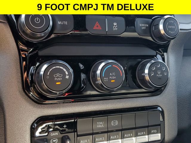 New 2025 RAM 5500 Tradesman AWD/4WD image 33