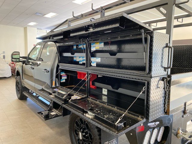 Used 2025 Ford F350 Lariat w/ Black Appearance Package AWD/4WD image 7