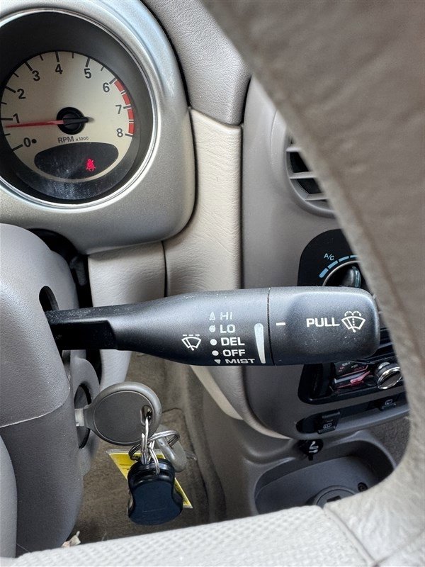 Used 2005 Chrysler PT Cruiser Touring w/ Light Group image 21