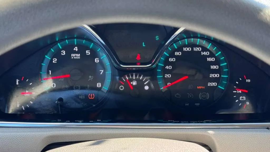 Used 2016 Chevrolet Traverse LS AWD/4WD image 20