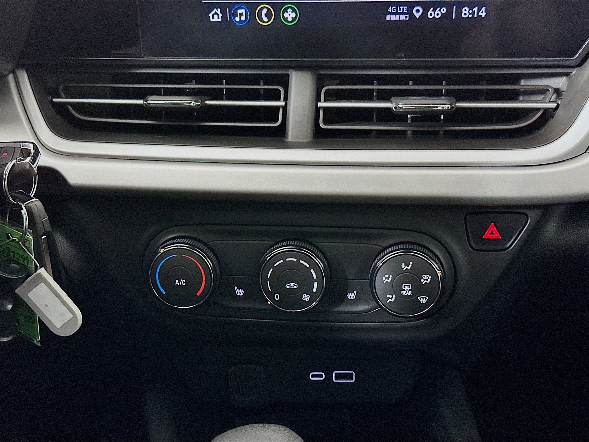 Used 2024 Chevrolet Trax LS w/ LS Convenience Package image 23