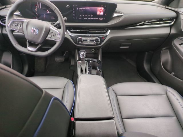 Used 2025 Buick Envista Sport Touring image 19