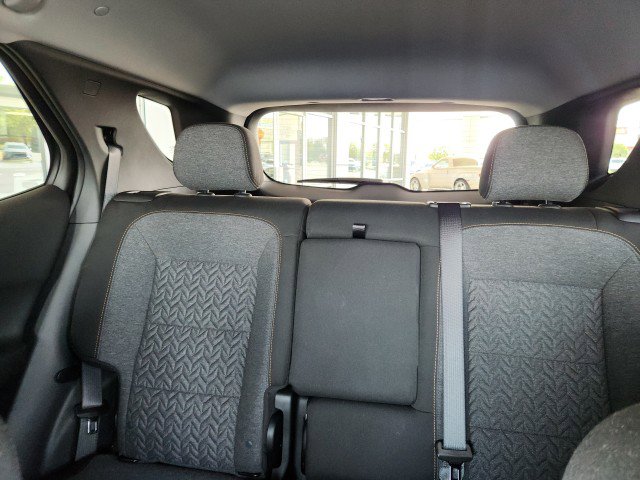 Used 2024 Chevrolet Equinox LT image 9