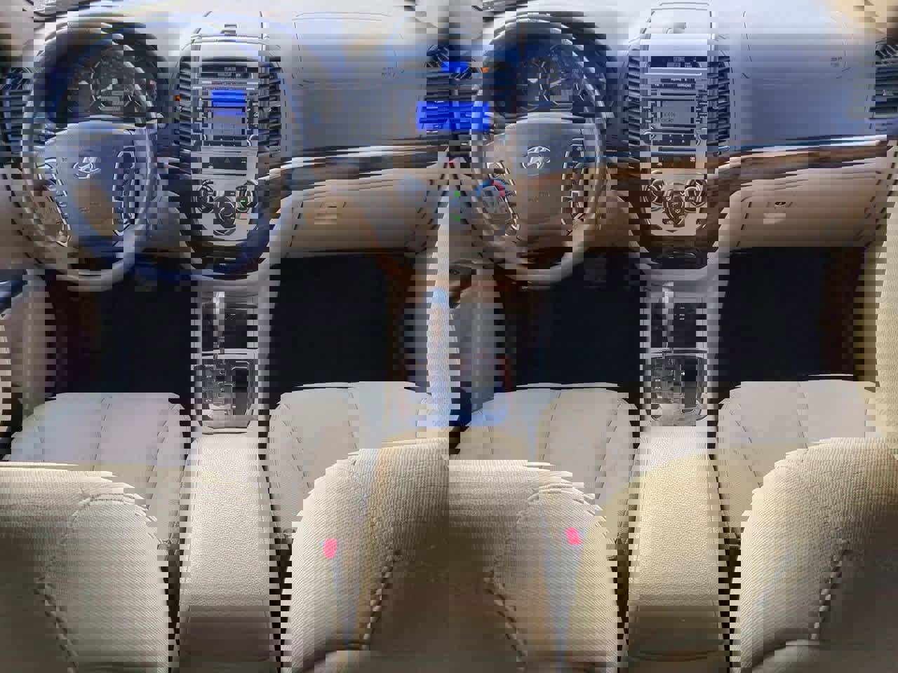 Used 2010 Hyundai Santa Fe GLS image 14