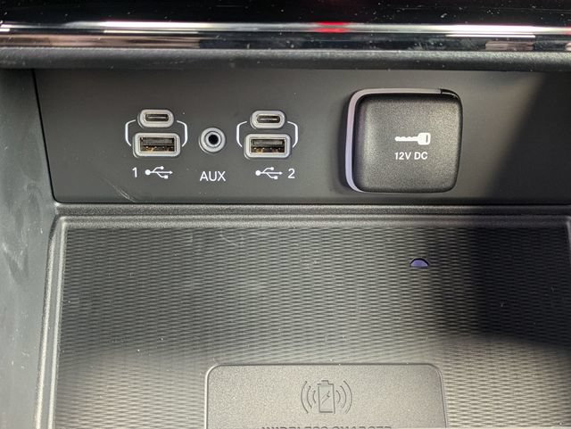 New 2025 Jeep Grand Cherokee Laredo w/ Luxury Tech Group I AWD/4WD image 31