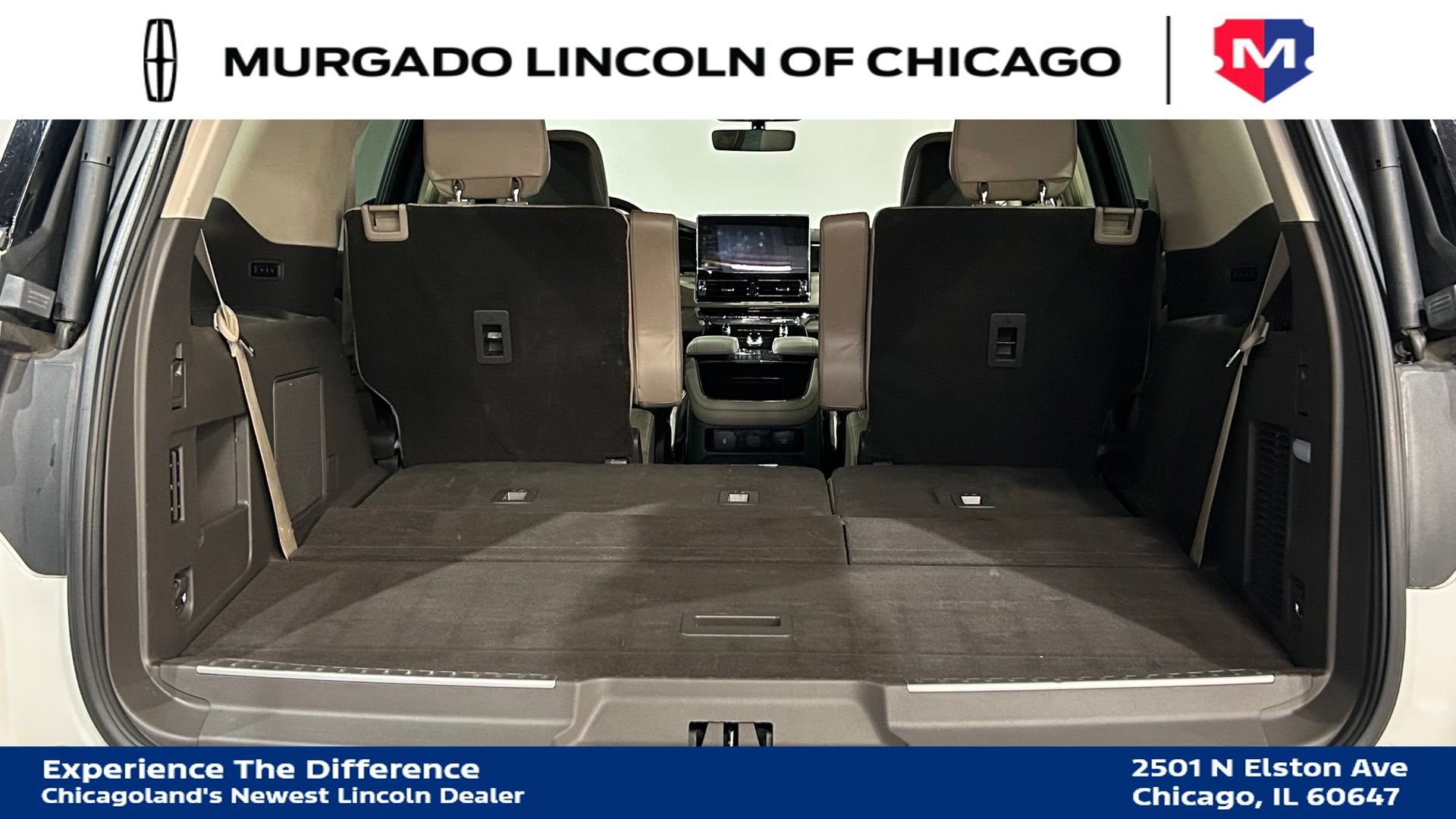 Certified 2024 Lincoln Navigator Reserve AWD/4WD image 35
