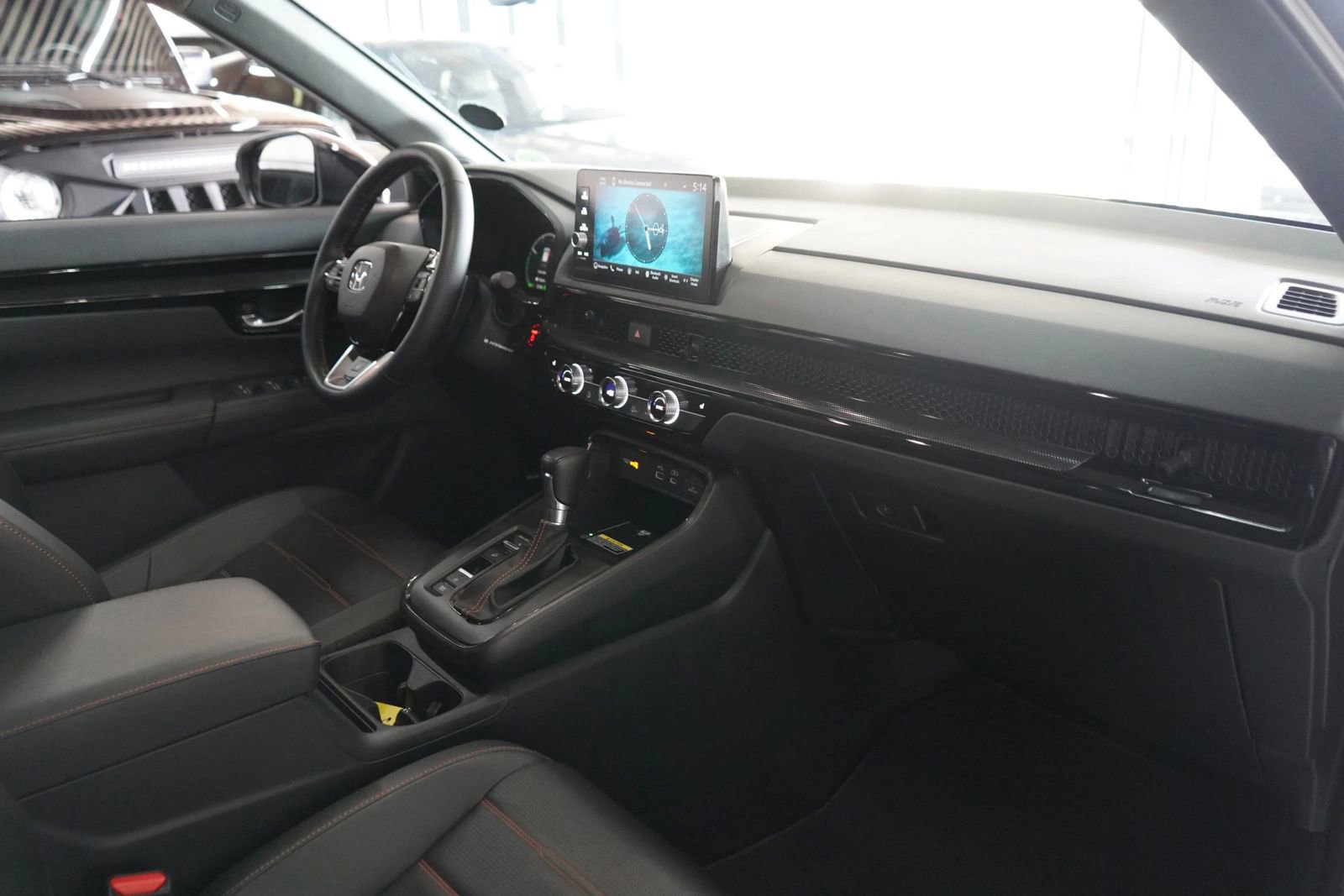 Used 2025 Honda CR-V Sport Touring image 18