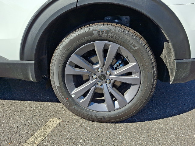 New 2026 Ford Explorer Active w/ Active Comfort Package AWD/4WD image 5