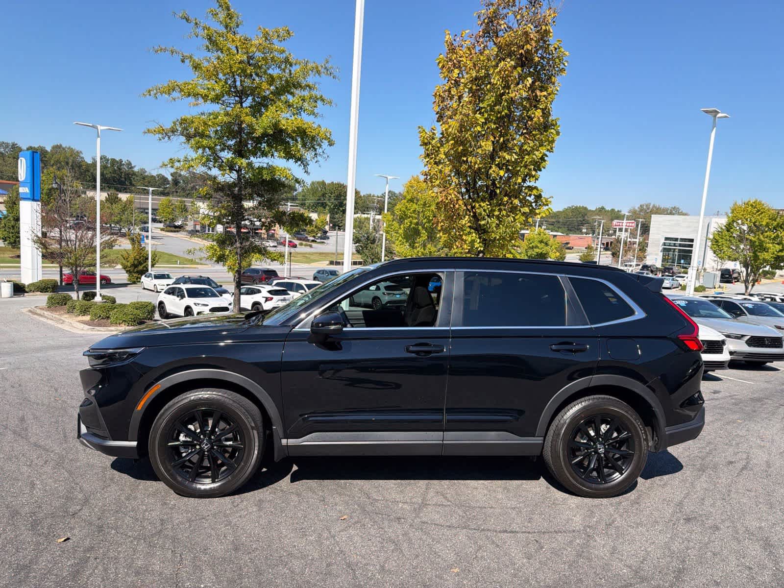 Used 2023 Honda CR-V Sport image 7
