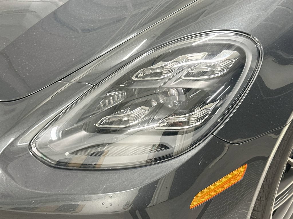 Certified 2023 Porsche Panamera Turbo S AWD/4WD image 32