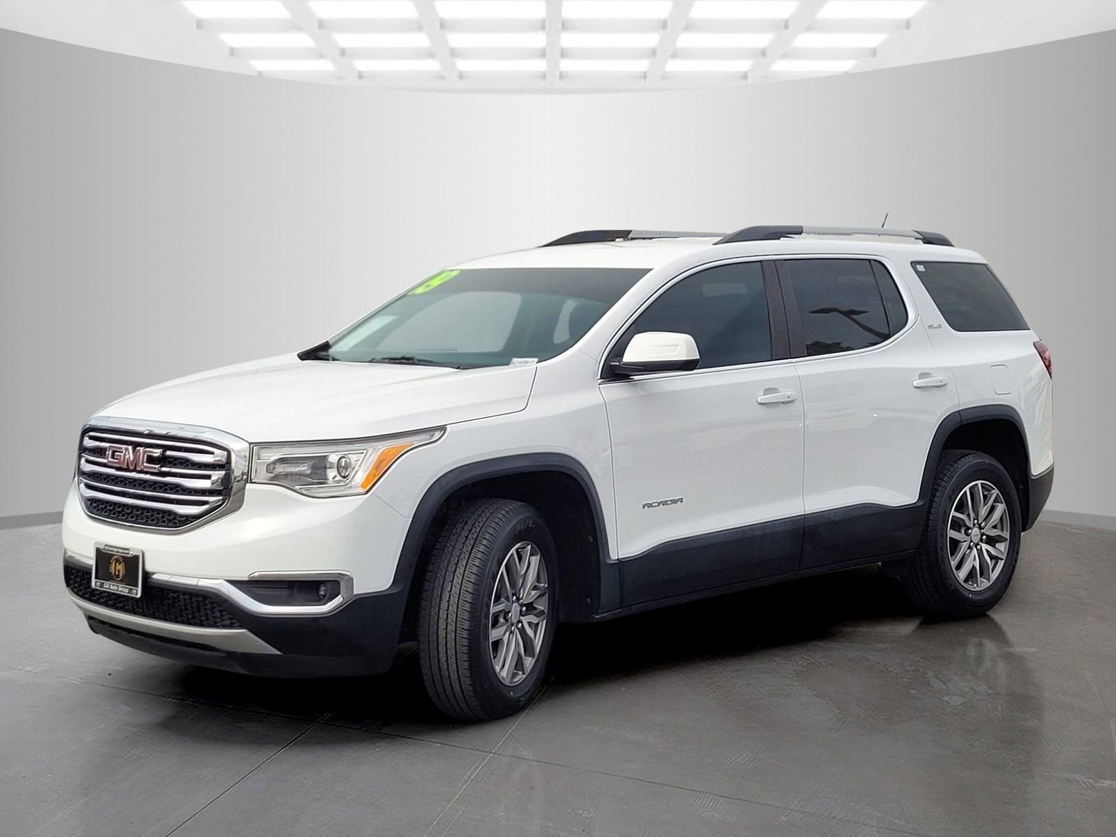 Used 2019 GMC Acadia SLE w/ Driver Alert Package I image 8